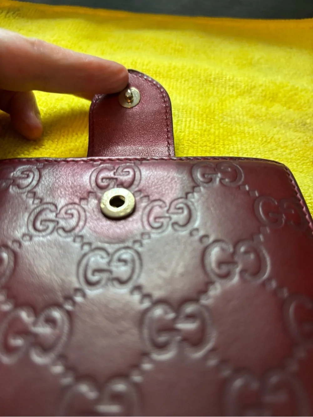 AUTHENTIC Gucci Metallic Guccissima Heart French Flap Wallet - Burgundy Red